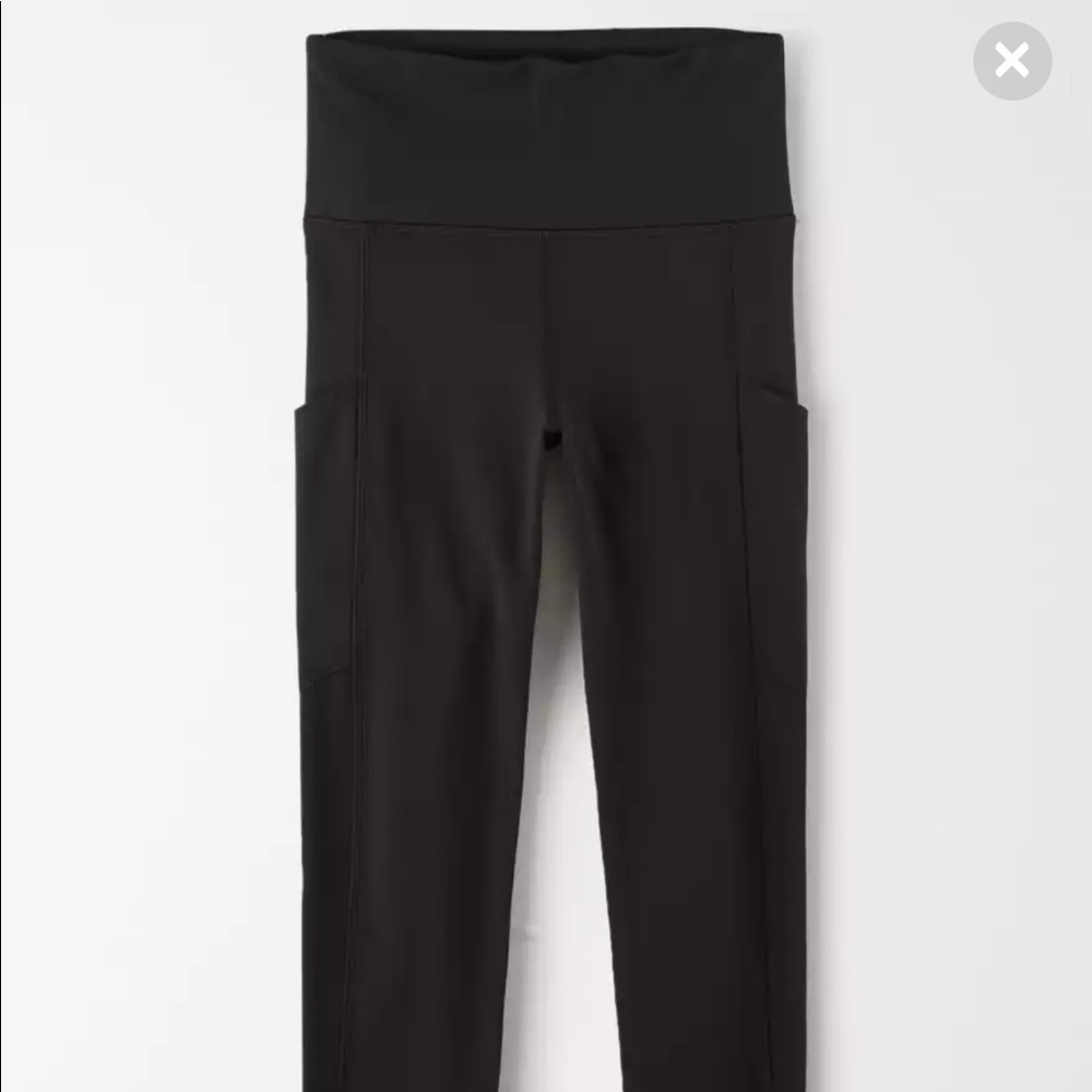 NWOT Aerie Chill Play Move Leggings